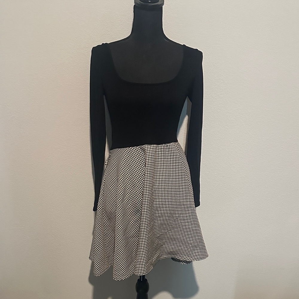 Black and White Checkered Women's long sleeve dress